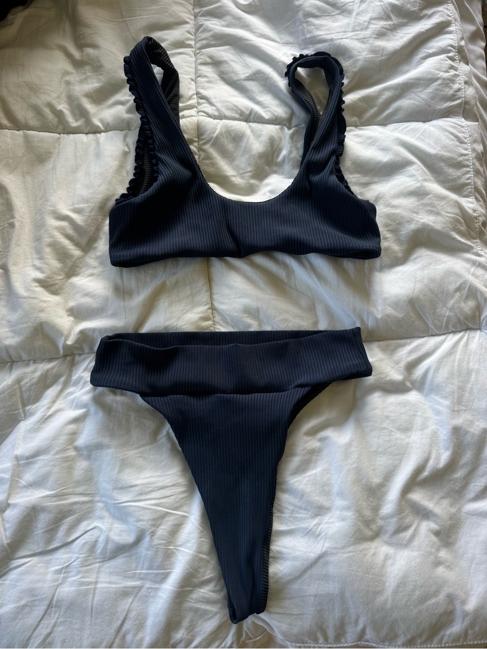 Acacia set medium